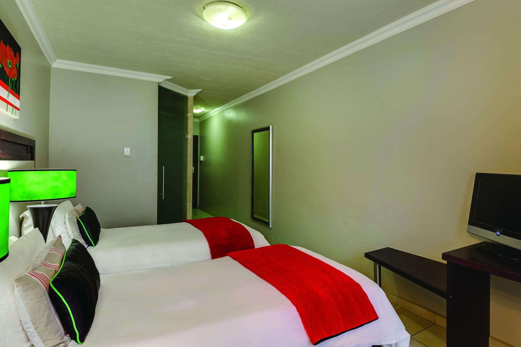Bon Hotel Емпангені Екстер'єр фото