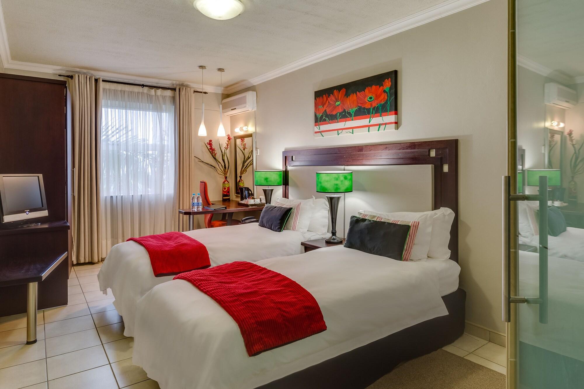Bon Hotel Емпангені Екстер'єр фото
