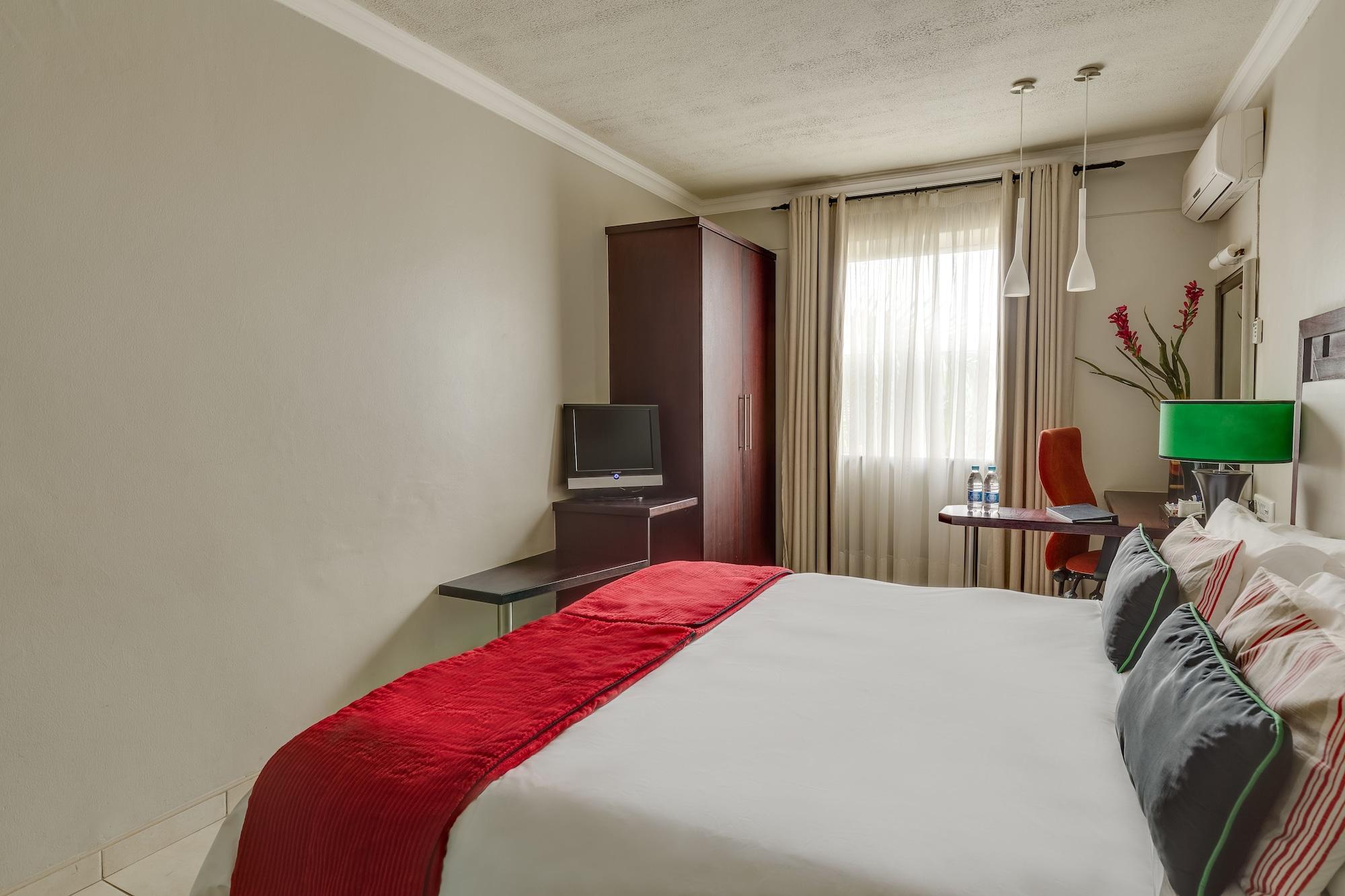 Bon Hotel Емпангені Екстер'єр фото