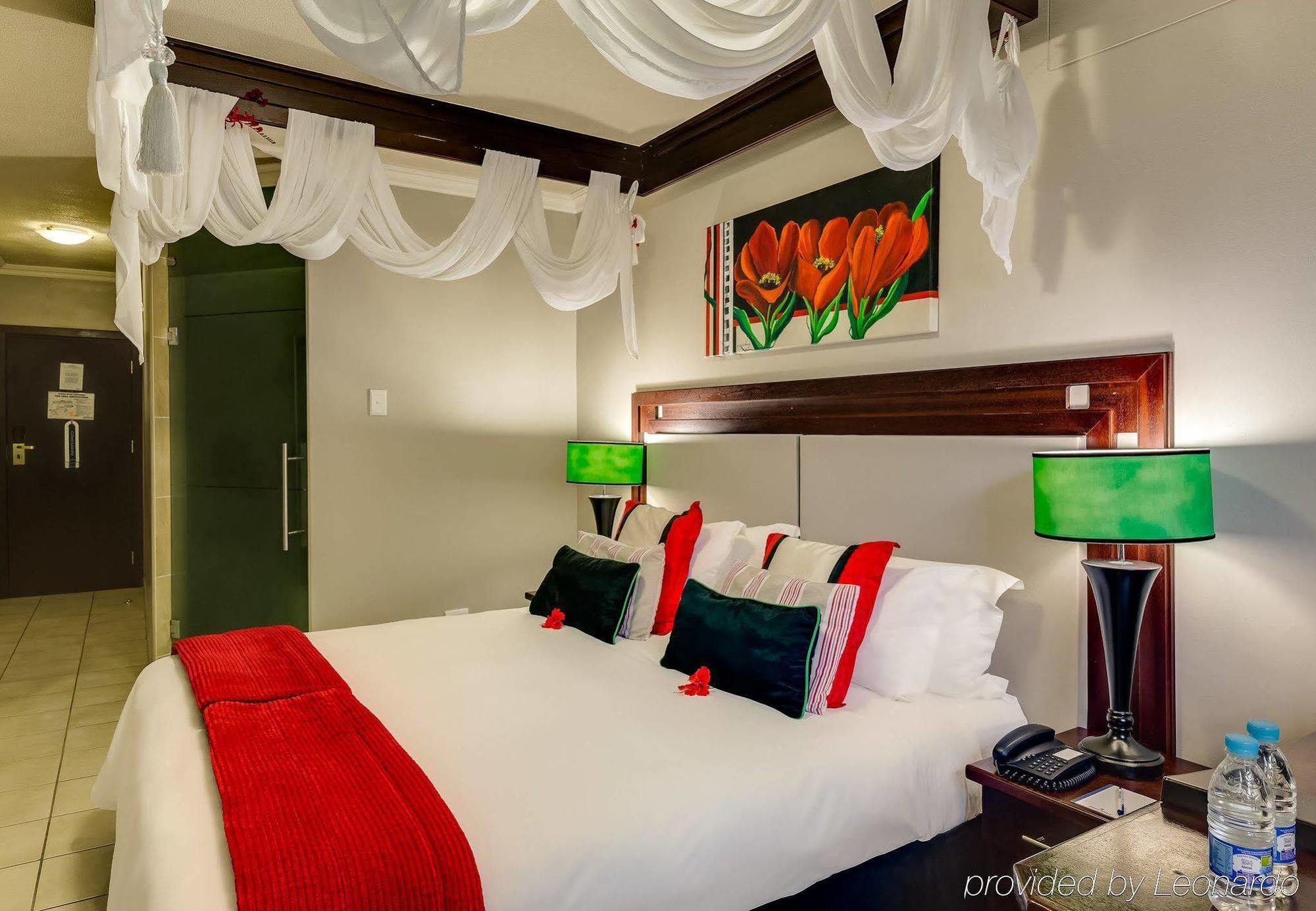 Bon Hotel Емпангені Екстер'єр фото