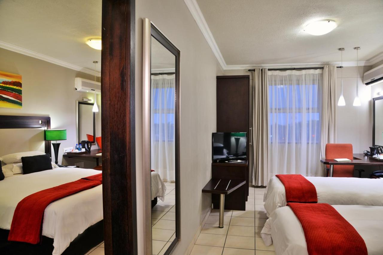Bon Hotel Емпангені Екстер'єр фото