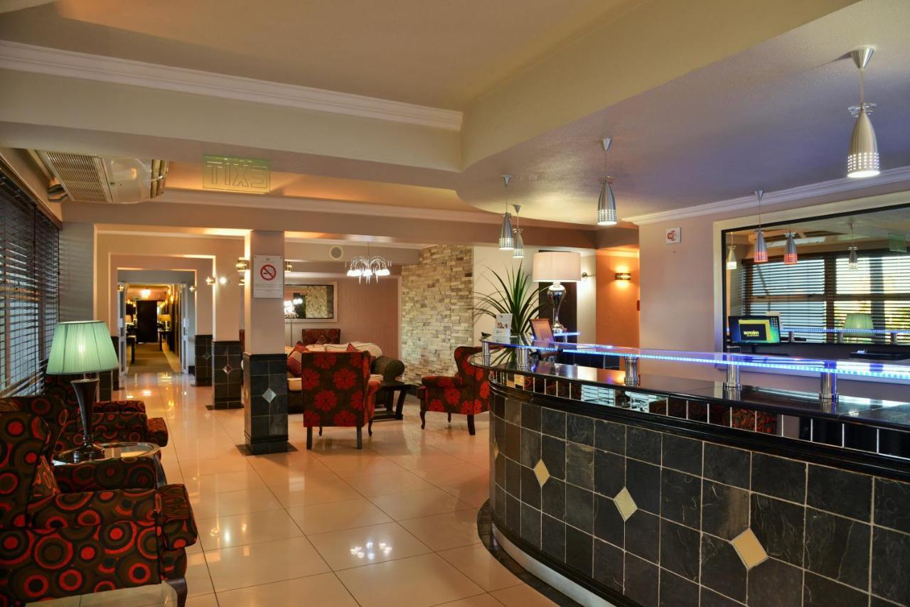 Bon Hotel Емпангені Екстер'єр фото