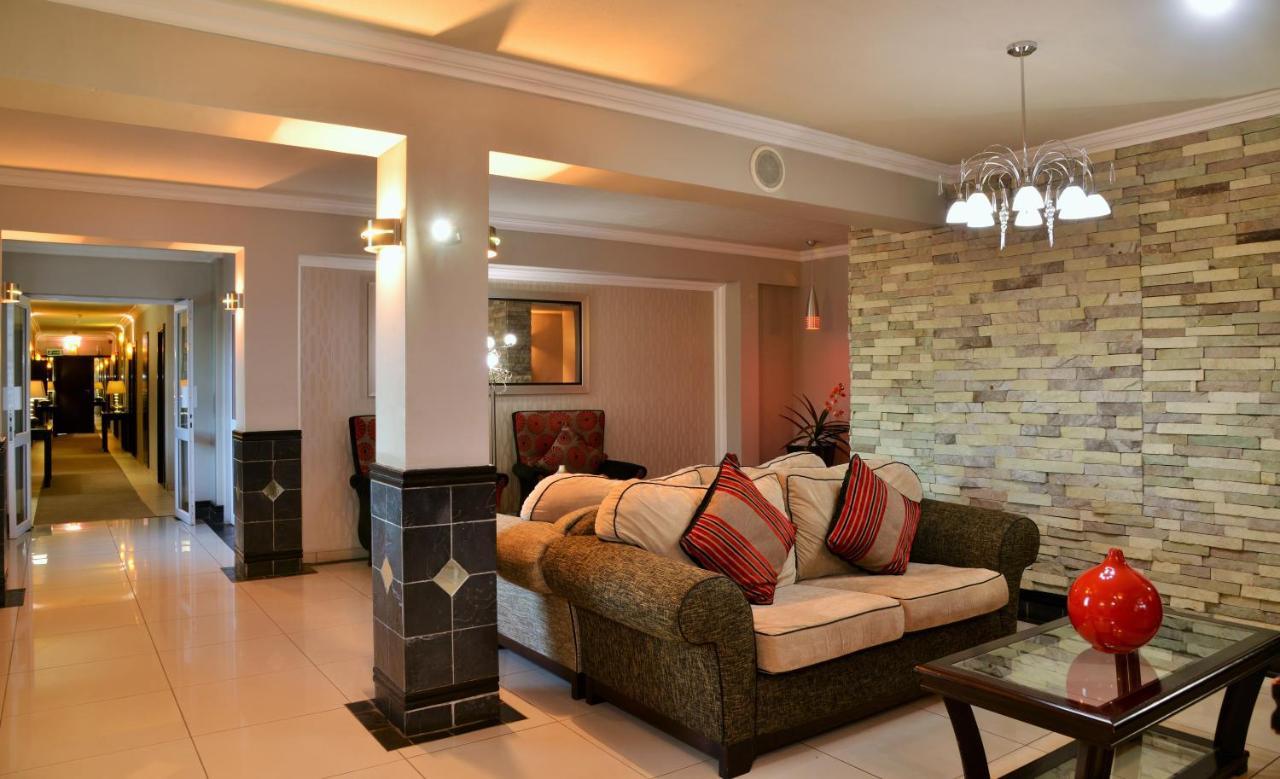Bon Hotel Емпангені Екстер'єр фото